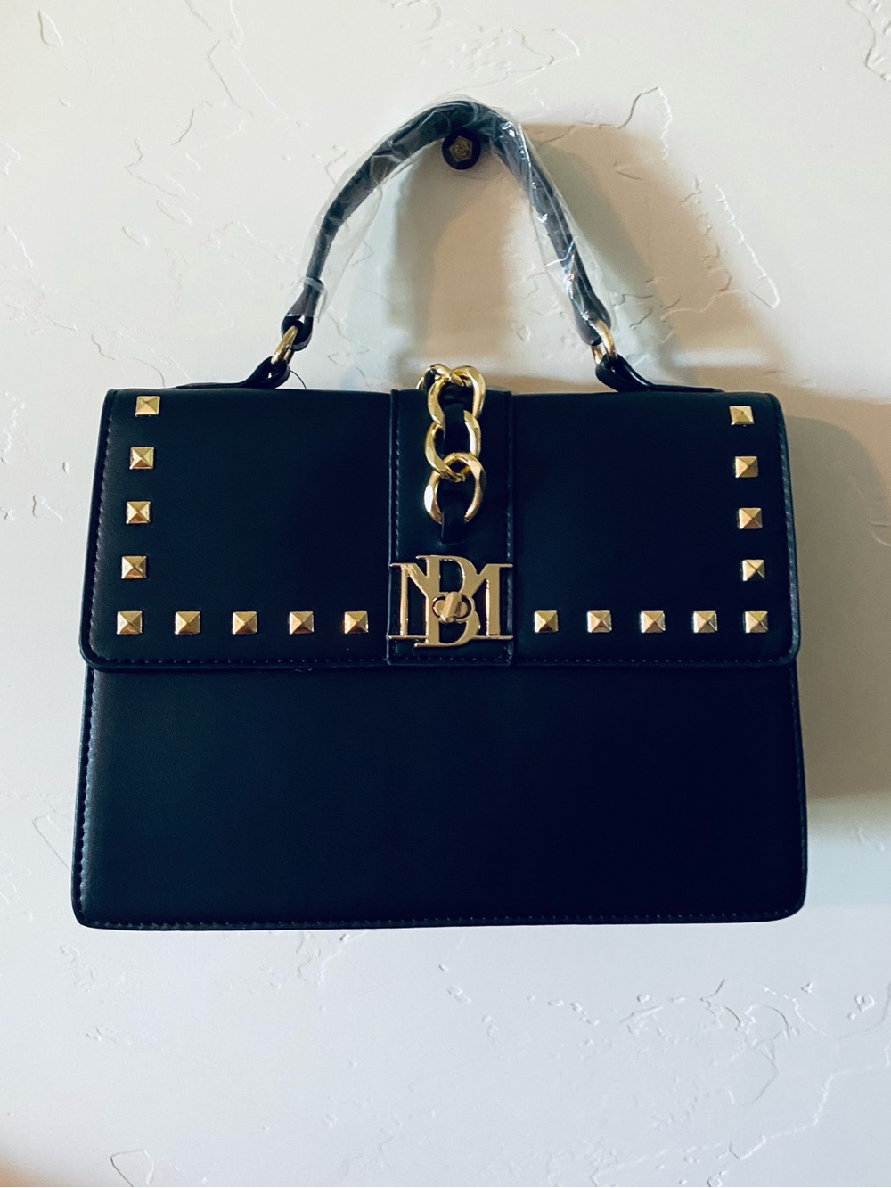 ⚡️NWT Badgley Mischka Black Purse with Top Handle and a Attachable Chain